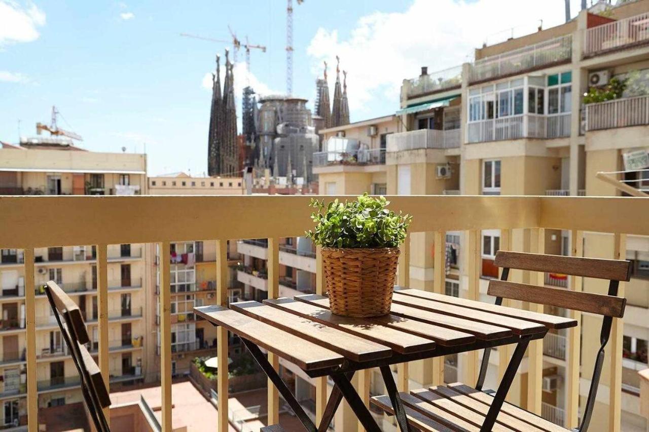 Sagrada Familia Views Nos Preocupa Su Seguridad Appartement *